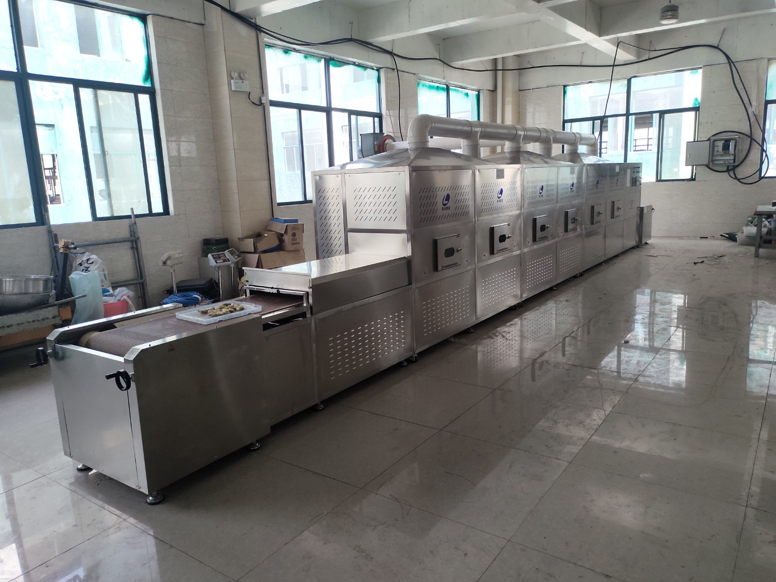 相比傳統(tǒng)烘干方式，豆制品微波烘干機(jī)在應(yīng)用中有哪些優(yōu)勢(shì)